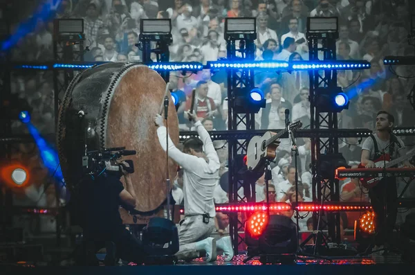 Madrid, Spanyolország-01 május 2019: Dan Reynolds a Imagine Dragons — Stock Fotó