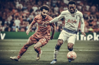 Madrid, İspanya - 01 Mayıs 2019: Mohamed Salah ve Danny Rose