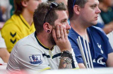 Madrid, İspanya - 01 Mayıs 2019: Futbol taraftarları ve seyirciler