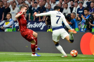Madrid, İspanya - 01 Mayıs 2019: Heung-min Son Andrew Roberts