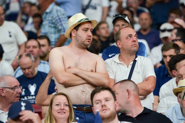 Madrid, Spanje-01 mei 2019: voetbalfans en toeschouwers tijdens — Stockfoto