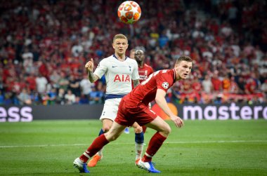 Madrid, İspanya - 01 Mayıs 2019: Andrew Robertson ve Kieran Trippie