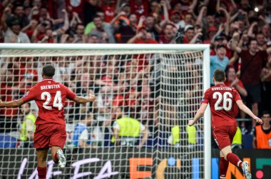 Madrid, İspanya - 01 Mayıs 2019: Rhian Brewster ve Andrew Robertson
