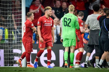 Madrid, İspanya - 01 Mayıs 2019: Liverpool oyuncuları w kutlamak