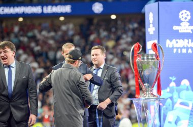 Madrid, İspanya - 01 Mayıs 2019: Jurgen Klopp ve Liverpool oyuncuları 