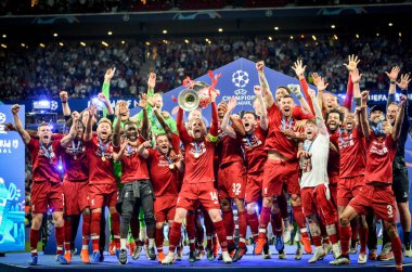Madrid, İspanya - 01 Mayıs 2019: Liverpool oyuncuları w kutlamak