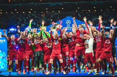 Madrid, İspanya - 01 Mayıs 2019: Liverpool oyuncuları w kutlamak