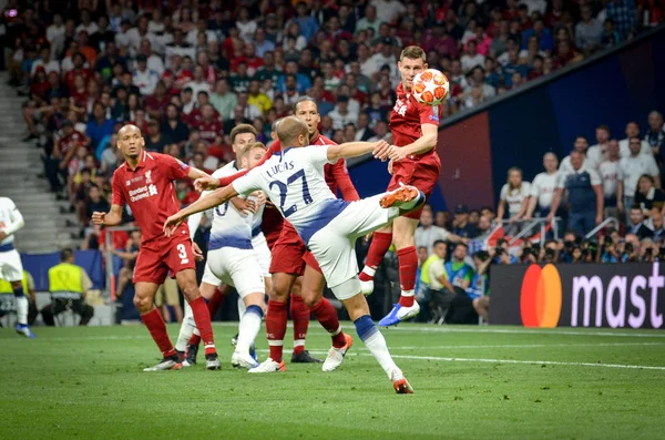 Madrid, Spanje-01 mei 2019: Lucas Moura-speler tijdens de UEFA — Stockfoto