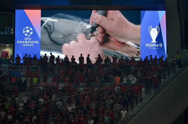 Madryt, Hiszpania-01 maj 2019: na wygrawany Puchar Ligi Mistrzów — Zdjęcie stockowe