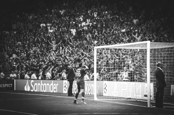 Madrid, İspanya - 01 Mayıs 2019: Trent Alexander-Arnold