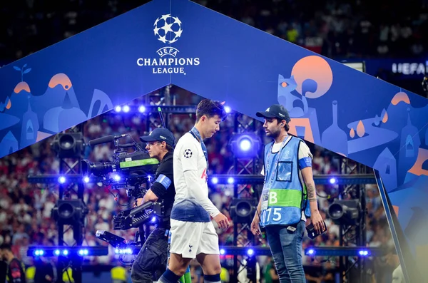 Madrid, España - 01 MAYO 2019: Heung-min Son y Tottenham Footbal —  Fotos de Stock