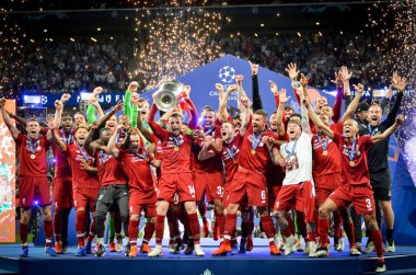 Madrid, İspanya - 01 Mayıs 2019: Liverpool oyuncuları w kutlamak