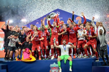Madrid, İspanya - 01 Mayıs 2019: Liverpool oyuncuları w kutlamak