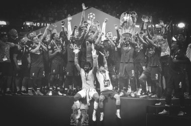 Madrid, İspanya - 01 Mayıs 2019: Liverpool oyuncuları w kutlamak