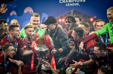 Madrid, İspanya - 01 Mayıs 2019: Liverpool oyuncuları w kutlamak