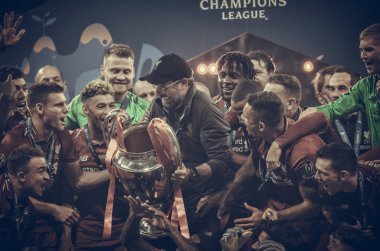 Madrid, İspanya - 01 Mayıs 2019: Liverpool oyuncuları w kutlamak