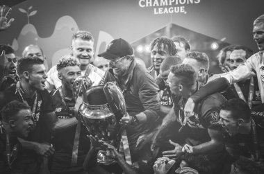 Madrid, İspanya - 01 Mayıs 2019: Liverpool oyuncuları w kutlamak