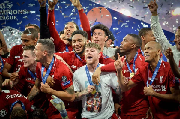 Madrid, Spain - 01 MAY 2019: Liverpool players celebrate their w — Stock Photo, Image