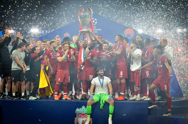 Madrid, Spain - 01 MAY 2019: Liverpool players celebrate their w — Stock Photo, Image