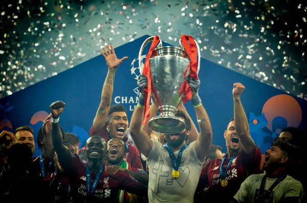 Madrid, Spain - 01 MAY 2019: Liverpool players celebrate their w — Stock Photo, Image