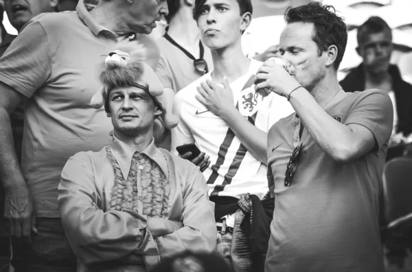 PORTO, PORTUGLAL - June 09, 2019: Dutch fans and spectators in t — Stock Photo, Image