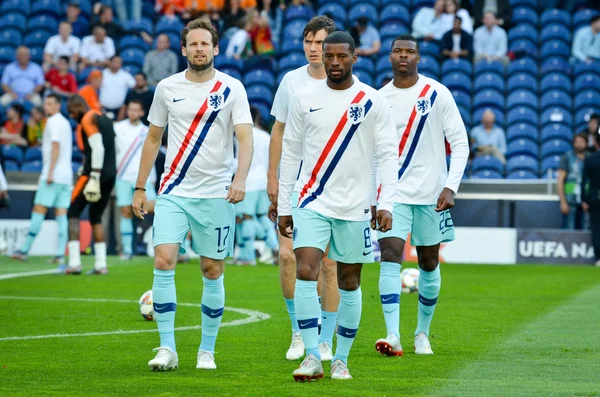 Porto, Portuglal - 09 Haziran 2019: Georginio Wijnaldum oyuncu dur