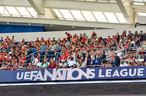 PORTO, PORTUGLAL - June 09, 2019: Portuguese fans and spectators — Stock Photo, Image