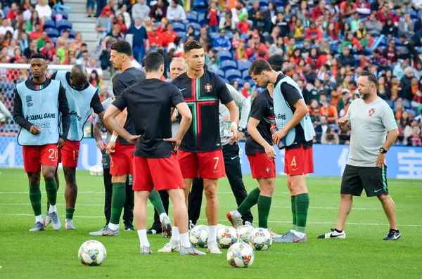 Porto, Portuglal - 09 Haziran 2019: Cristiano Ronaldo oyuncu durin