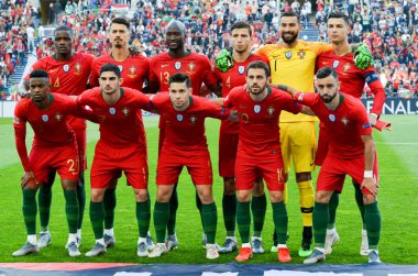 Porto, Portuglal - 09 Haziran 2019: Çizgi ve kompozisyon