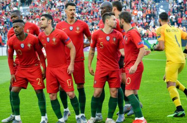 Porto, Portuglal - 09 Haziran 2019: Çizgi ve kompozisyon