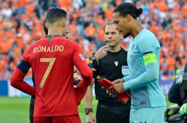 Porto, Portuglal - 09 Haziran 2019: Cristiano Ronaldo ve Virgil v