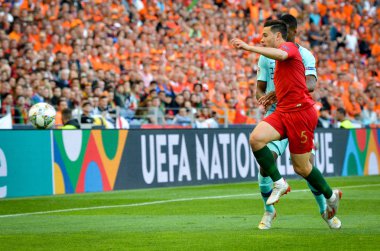 Porto, Portuglal - 09 Haziran 2019: Raphael Guerreiro ve Denzel 