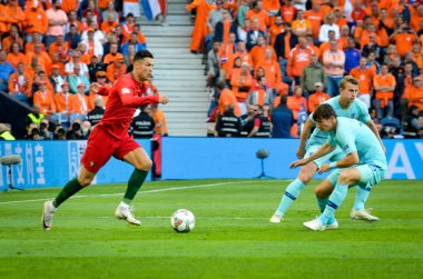 Porto, Portuglal - 09 Haziran 2019: Cristiano Ronaldo oyuncu duri