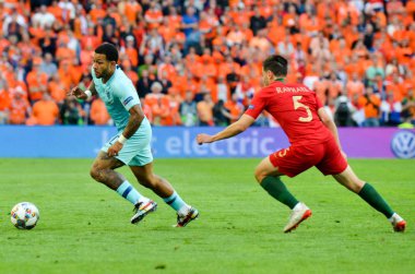 Porto, Portuglal - 09 Haziran 2019: Raphael Guerreiro ve Memphis