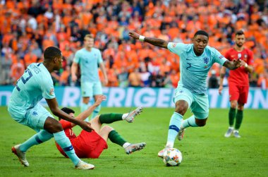 Porto, Portuglal - 09 Haziran 2019: Denzel Dumfries ve Steven Ber