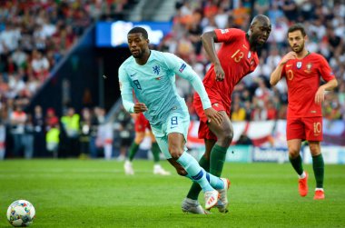 Porto, Portuglal - 09 Haziran 2019: Georginio Wijnaldum oyuncu dur