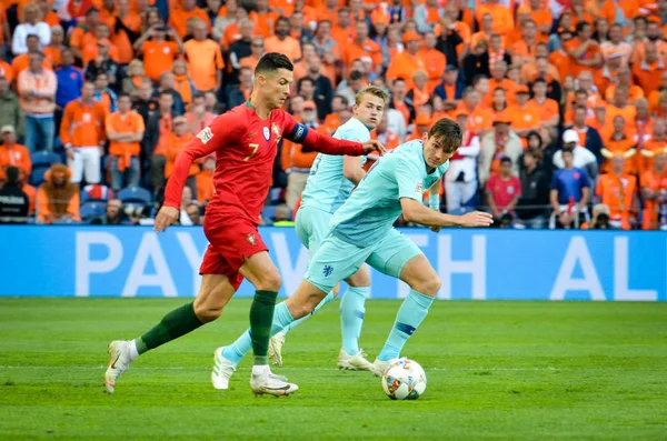 PORTO, PORTUGLAL - 09 de junho de 2019: Cristiano Ronaldo jogador duri — Fotografia de Stock