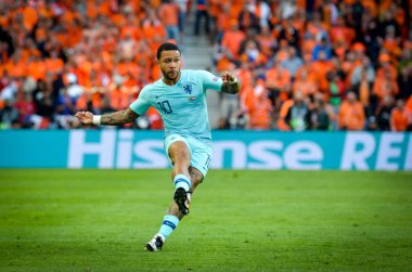 Porto, Portuglal - 09 Haziran 2019: Memphis Depay oyuncusu