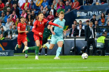 Porto, Portuglal - 09 Haziran 2019: Cristiano Ronaldo ve Matthijs