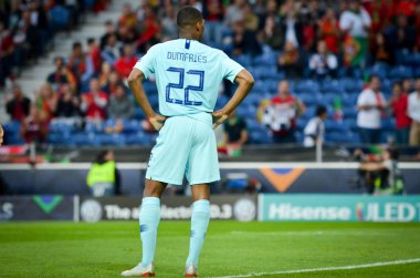 Porto, Portuglal - 09 Haziran 2019: Denzel Dumfries oyuncu sırasında 