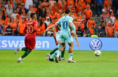 Porto, Portuglal - 09 Haziran 2019: Memphis Depay ve Nelson Seme