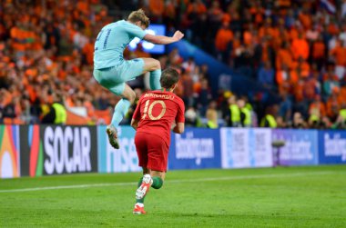 Porto, Portuglal - 09 Haziran 2019: Frenkie de Jong ve Bernardo S