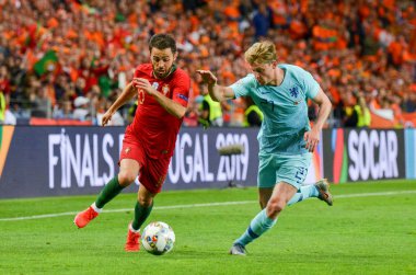 Porto, Portuglal - 09 Haziran 2019: Frenkie de Jong ve Bernardo S