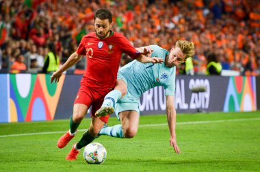 Porto, Portuglal - 09 Haziran 2019: Frenkie de Jong ve Bernardo S