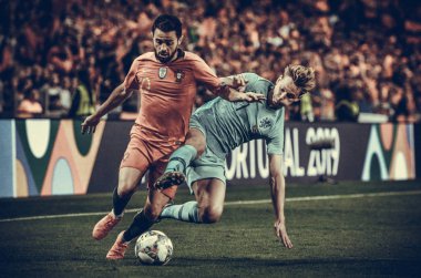 Porto, Portuglal - 09 Haziran 2019: Frenkie de Jong ve Bernardo S