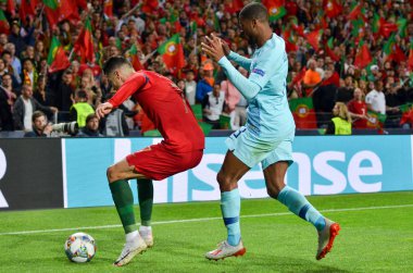 Porto, Portuglal - 09 Haziran 2019: Cristiano Ronaldo ve Georgini