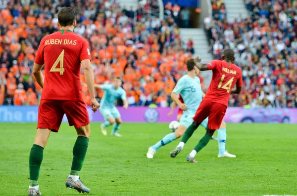 PORTO, PORTUGLAL - 09 de junio de 2019: Rubén Dias jugador durante la U —  Fotos de Stock