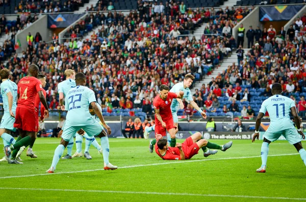 Porto, Portuglal-juni 09, 2019: voetballer tijdens de UEF — Stockfoto