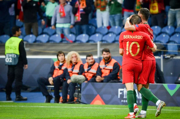 Porto, Portuglal - 09 Haziran 2019: Bernardo Silva ve Bruno Ferna — Stok fotoğraf