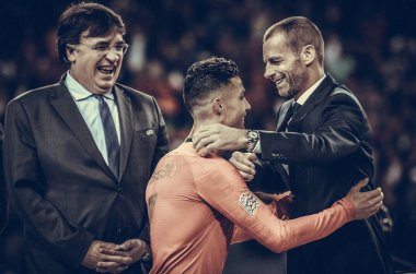 Porto, Portuglal - 09 Haziran 2019: Cristiano Ronaldo altın madalya aldı